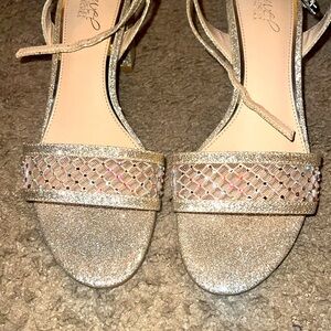 JEWEL BADGLEY MISCHKA Gold Glitter Mesh Rhinestone Low Block Heeled Sandals
